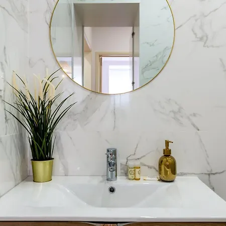 Guestready - Dazzling With Private Terrace In Alcântara Appartement *